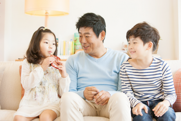 Các bậc phụ huynh Hàn Quốc đều cho trẻ dùng Nước hồng sâm Baby khi còn nhỏ